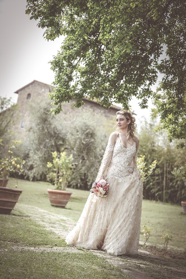 bride shooting in tuscany_12.jpg